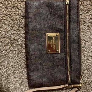 Michael Kors wristlet